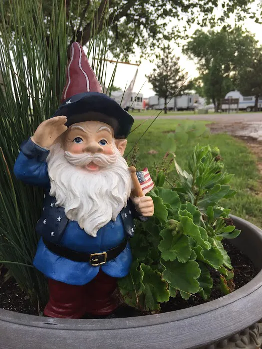 Bobcat Creek RV Park, Convenience Store, Gas Station and Propane Filling Station Picture 9