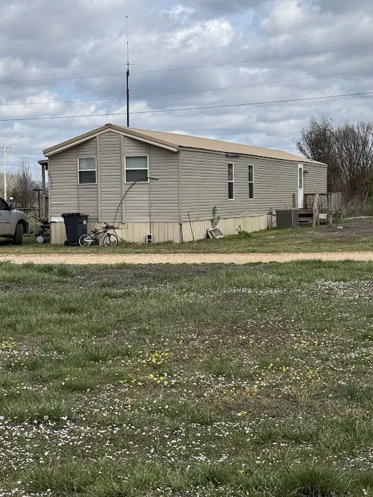 CedarView Mobile Home Park Picture 4