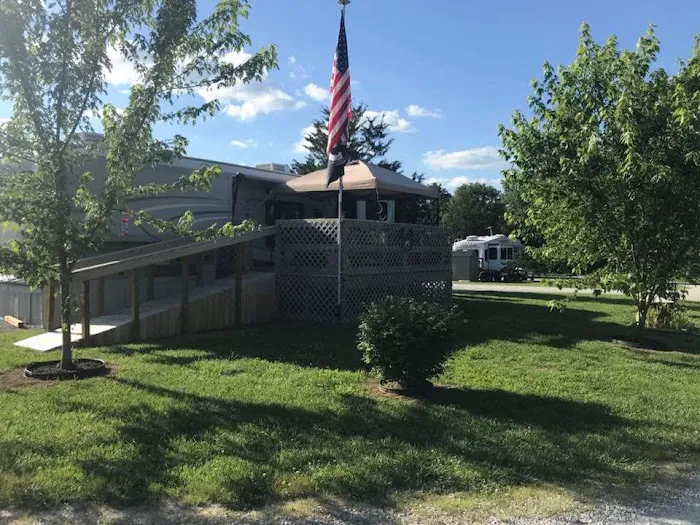 Silver Springs RV Park Picture 6