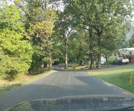 Colony Cove Mobile Home Parklot 32