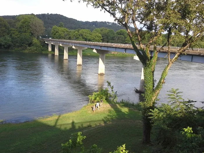 Hooks RV & Trout Resort Picture 2