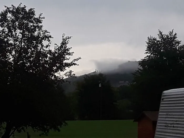 Hooks RV & Trout Resort Picture 9