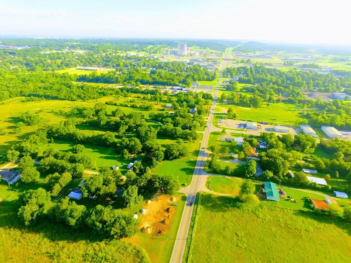 Rolling Hills Mobile Home Park Picture 1