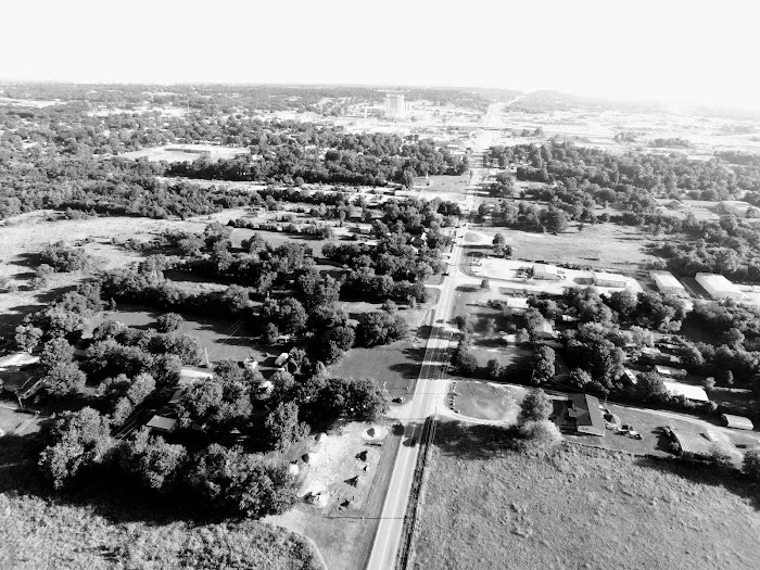 Rolling Hills Mobile Home Park Picture 6