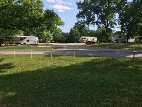 Lake Valley RV Park Picture 9