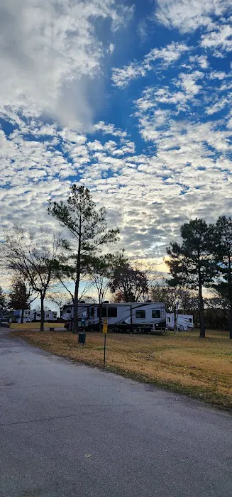 Crossroads RV Park Corp. Picture 9