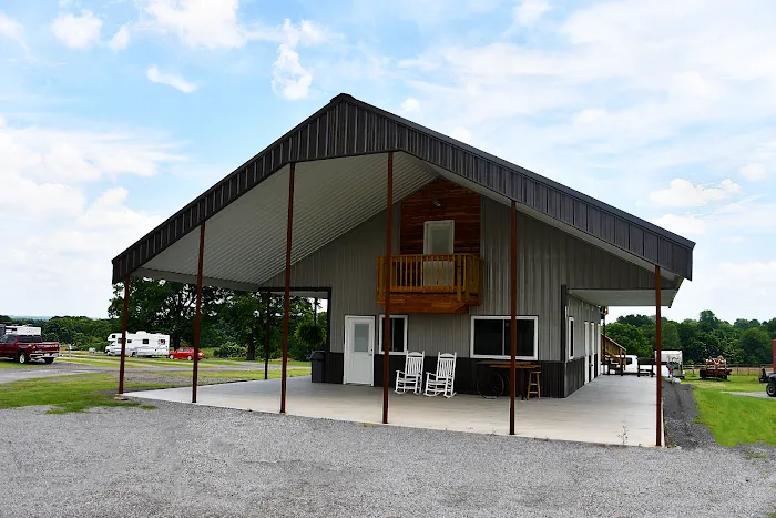 Hilltop RV Park Picture 1