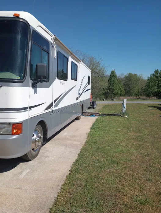 Meadowbrook RV Park Picture 8