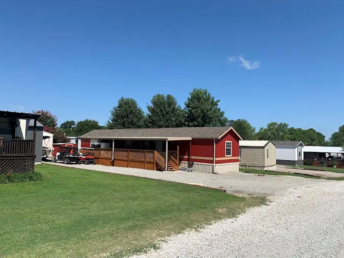 Big Bass Mobile Home Park Picture 2