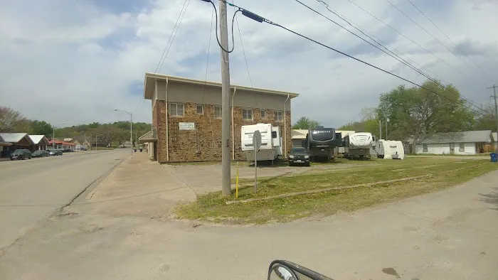 Jeff Wade RV Park Picture 8