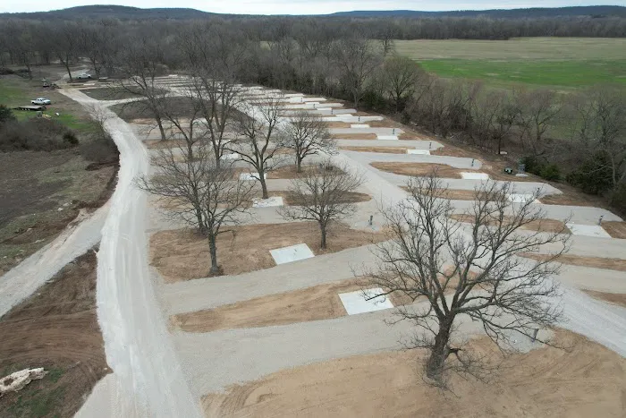 Candy Creek RV Park Picture 9