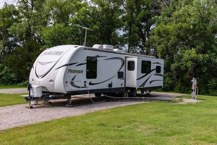 Candy Creek RV Park Picture 7