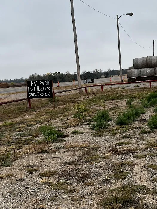 RV Park - Bryant Picture 4