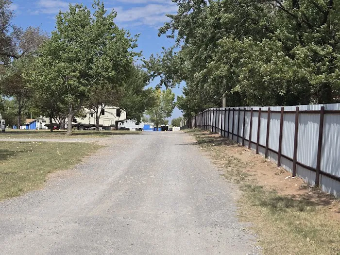 Cottonwood RV Family Park Picture 10