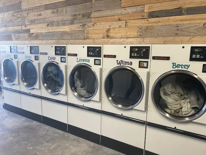 HomeTown RV, Laundromat, and Storage Picture 4