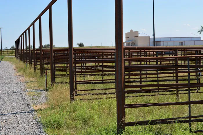 Riata RV & Horse Stop Picture 2