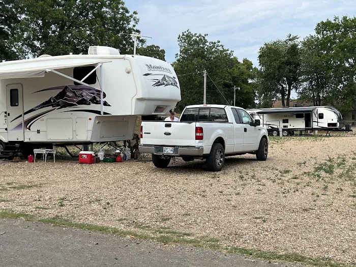 Southern Comfort RV Park Picture 3