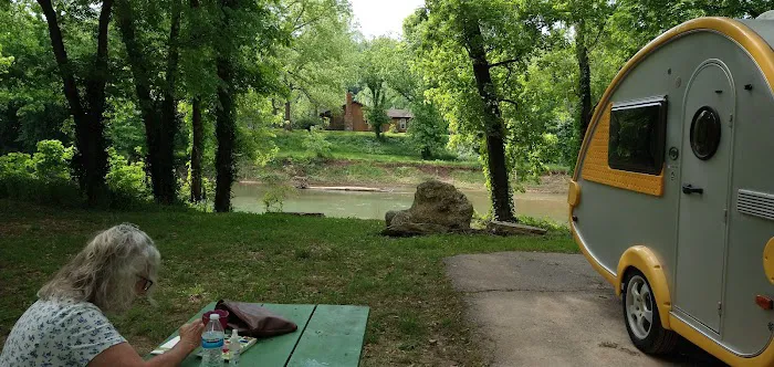 Indian Summer RV Park and Campground Picture 10