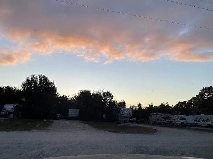 The Old Homestead RV Park Picture 7