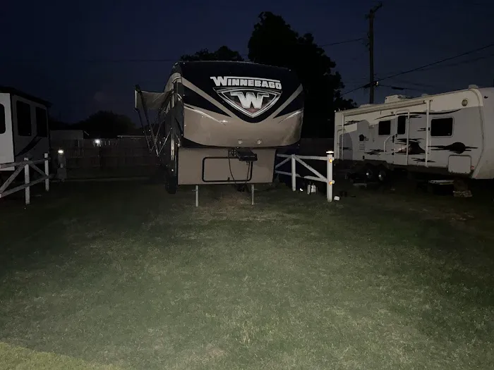 The rv stop Picture 1