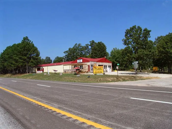 Ozarks Mountain Springs R.V. Park & Cabins Picture 8