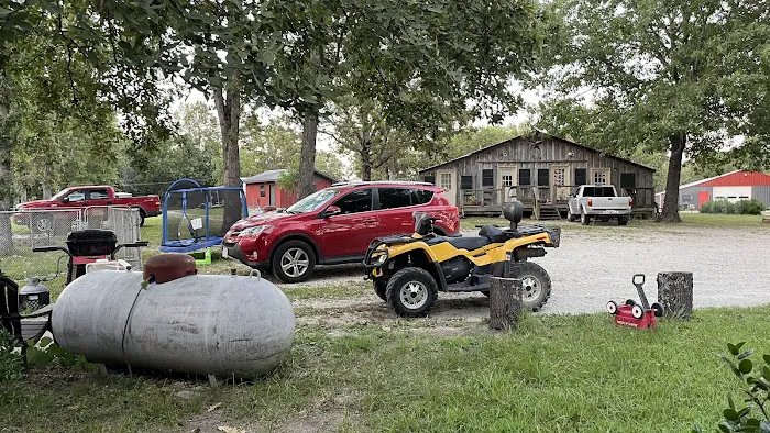 Ozarks Mountain Springs R.V. Park & Cabins Picture 9