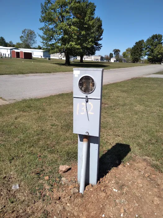 Cedar Glen Mobile Home Park Picture 5