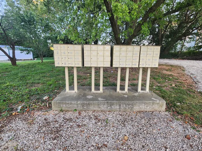 Caravan RV Picture 7