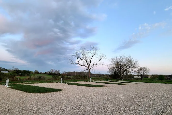 The Hook-Up RV Park Picture 6