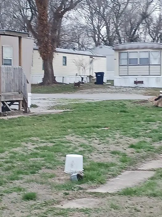 Hillcrest and Highland Mobile Home Park Picture 6