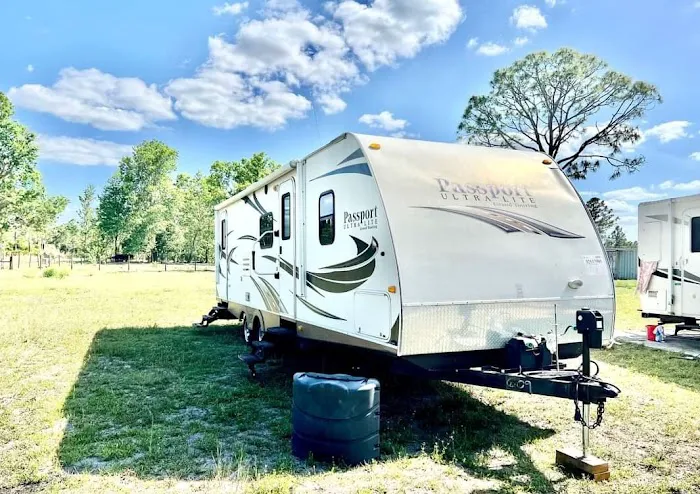 Hillcrest and Highland Mobile Home Park Picture 3