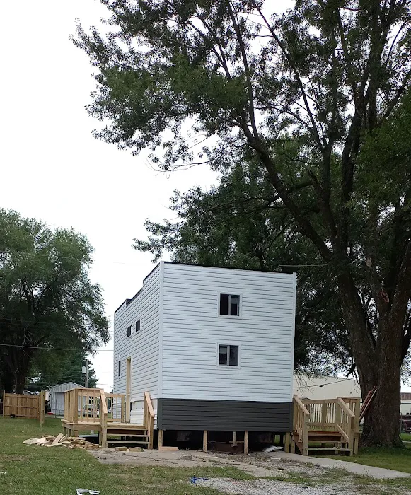 Hillcrest and Highland Mobile Home Park Picture 2