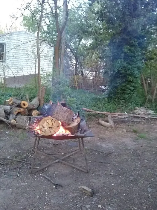 Lazy Acres Mobile RV Park Picture 9