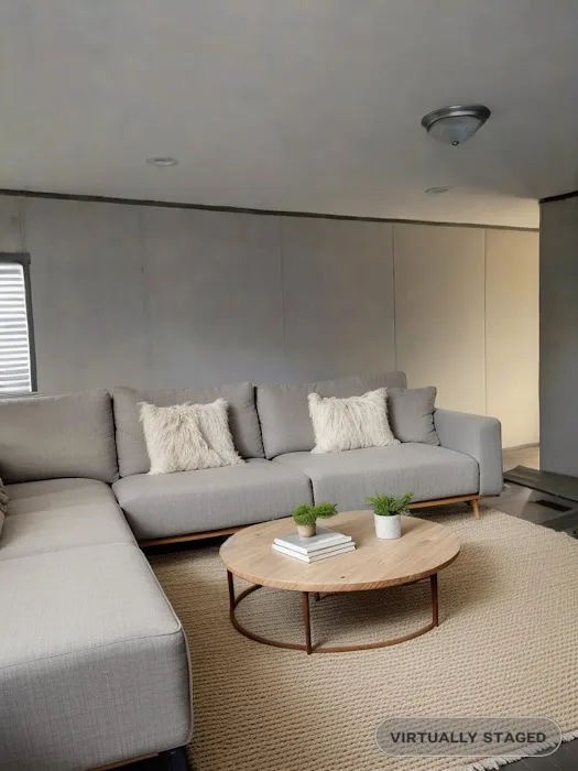 Lakewood Estates Mobile Home Community Picture 6