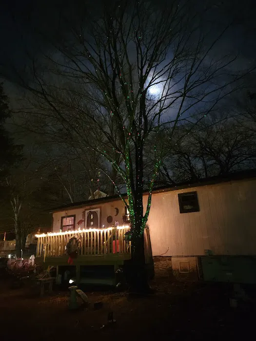 Court Square RV Park Picture 1