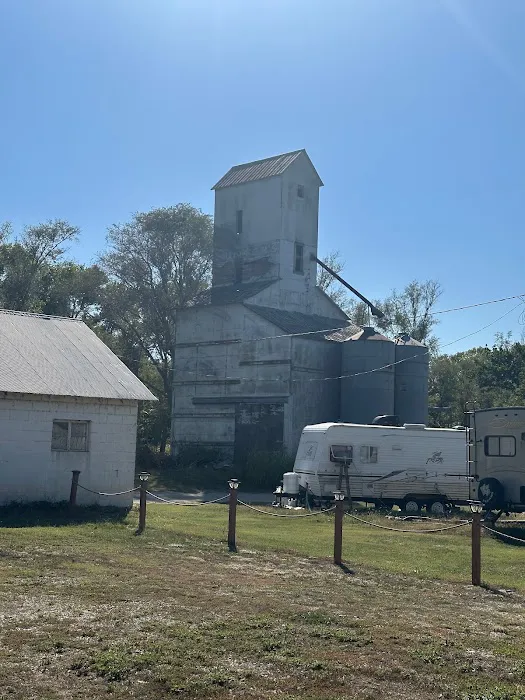Grandpa LaFever's River Resort. Picture 1