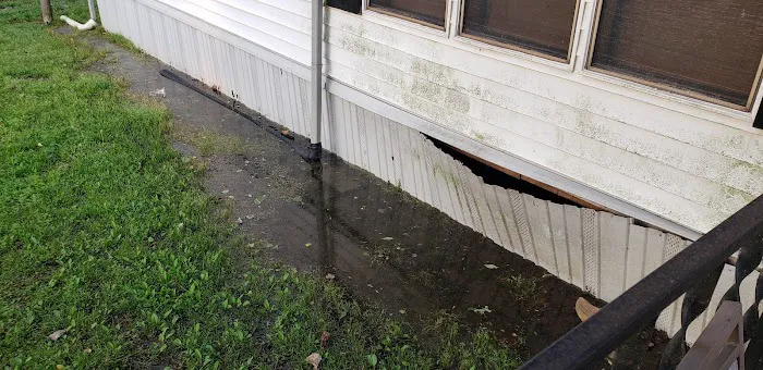 Midway Mobile Home Community Picture 7