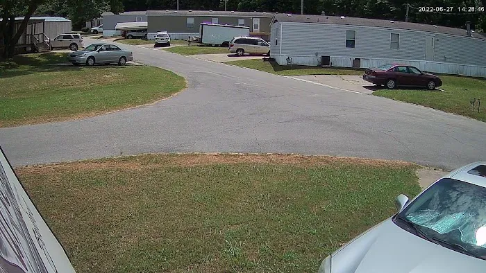 Lone Elm Mobile Home Park Picture 3