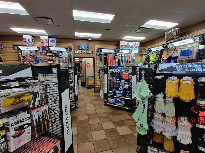 Love's Travel Stop Picture 4