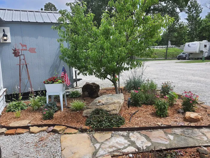 Riverside RV Park Picture 4