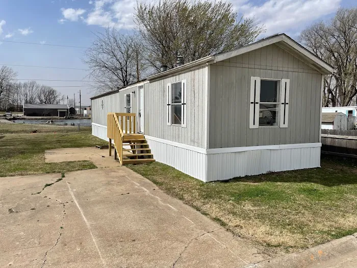 Bartlesville Mobile Home Park Picture 6
