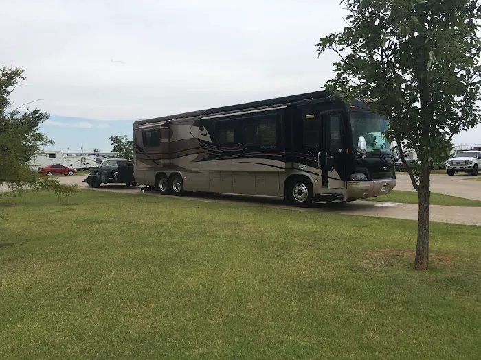 Hanks Trail RV Park Picture 5
