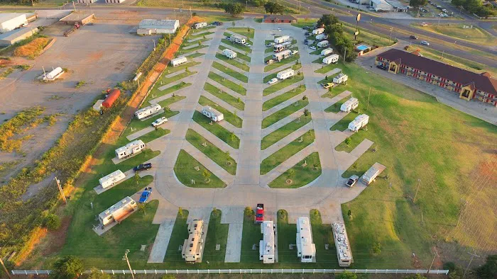 Hanks Trail RV Park Picture 10