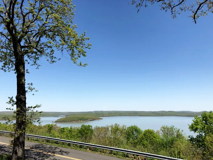 Lewis RV Park Picture 6