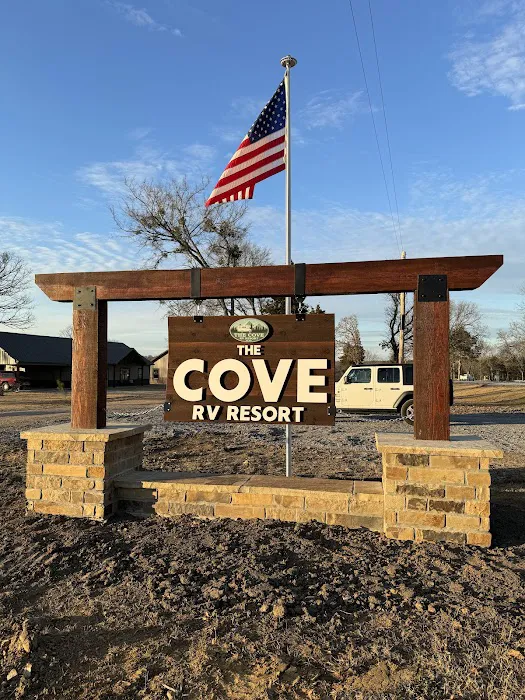 The Cove at Lake Tenkiller Picture 10