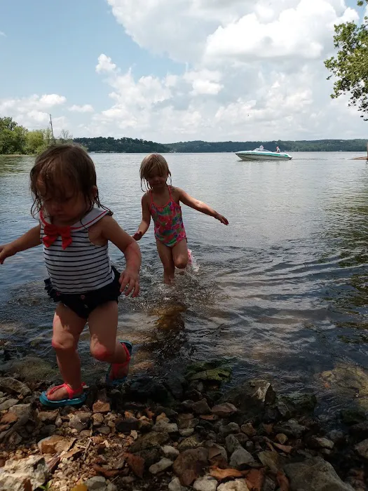 King Point Mobile Home Park Picture 9