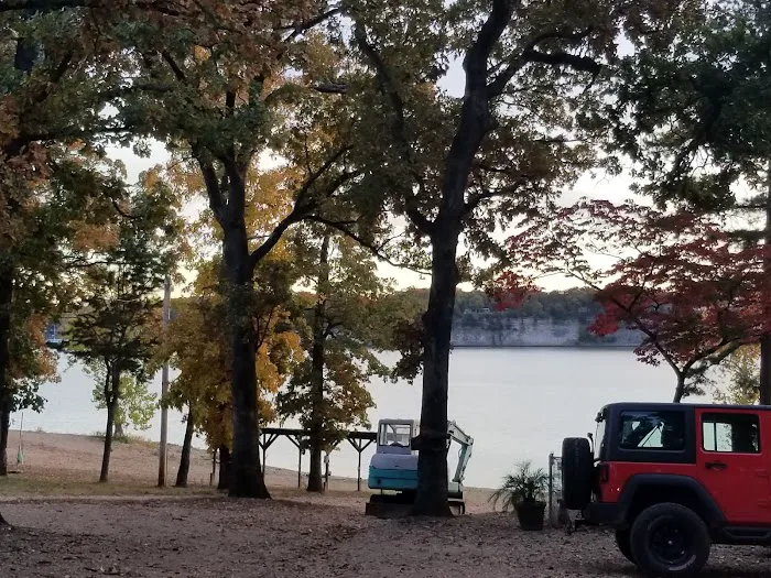 Ice Box Bluff Resort Picture 4