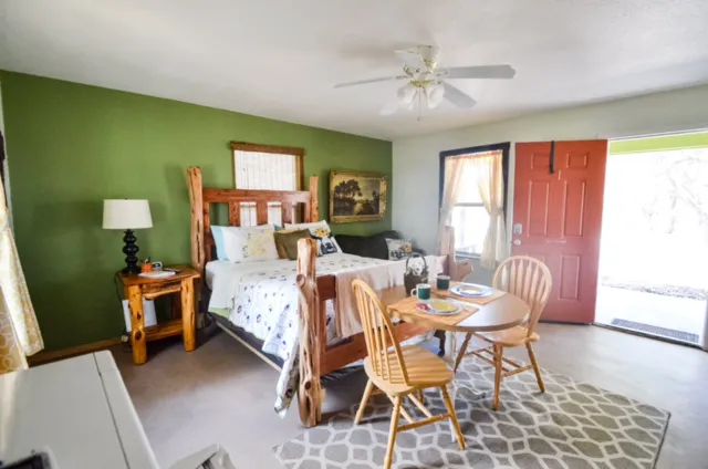 Cowboys and Angels, RV Campsites, Cabins & Events Picture 7