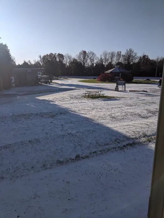 Strafford RV Park Picture 9