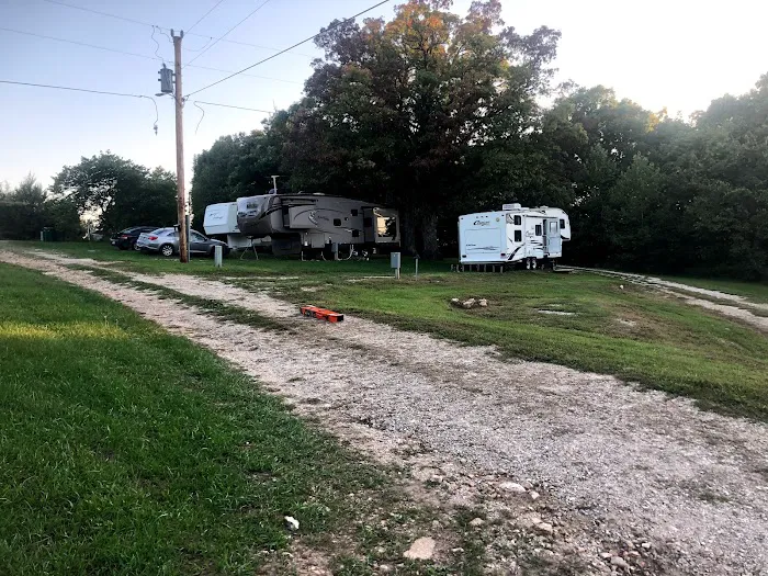 Cozy Camper RV Park Picture 6